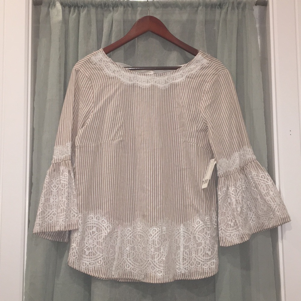 Striped lace detailed top